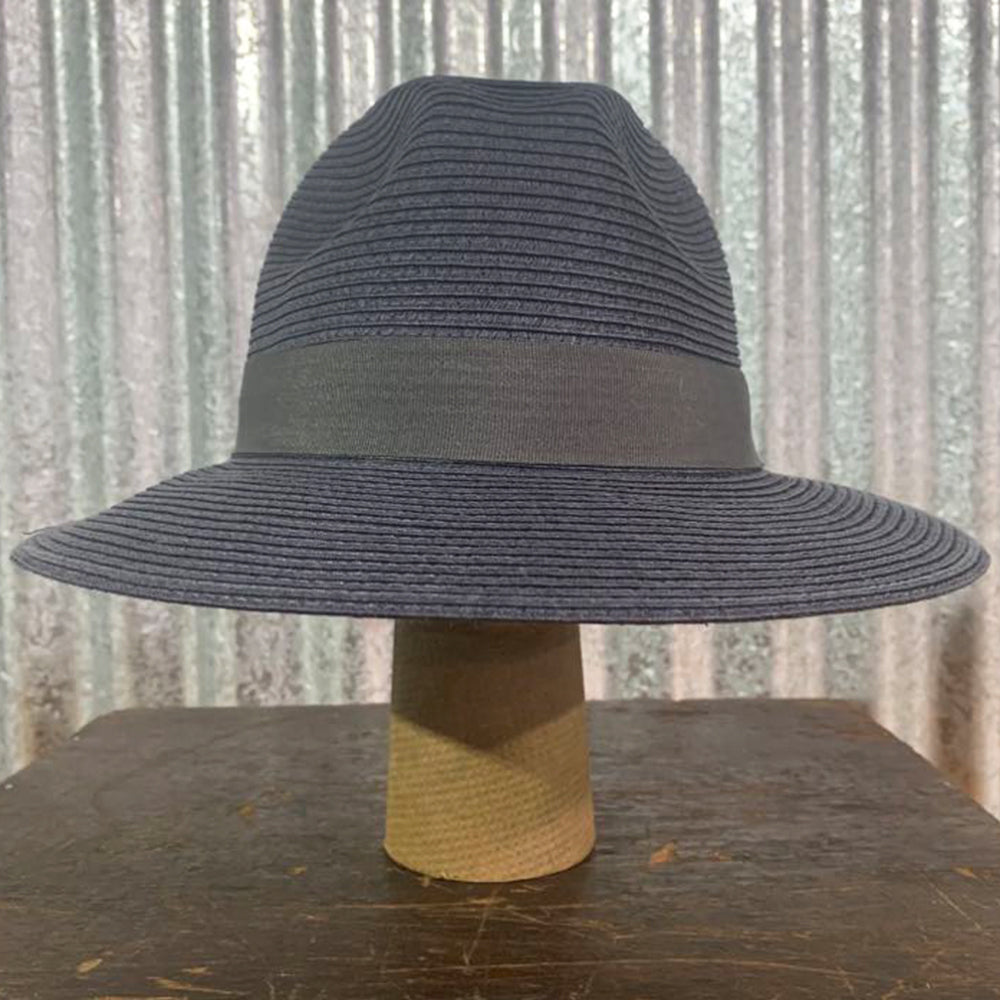 AVENEL PAPER BRAID SAFARI HAT WITH ARROW TRIM BAND
