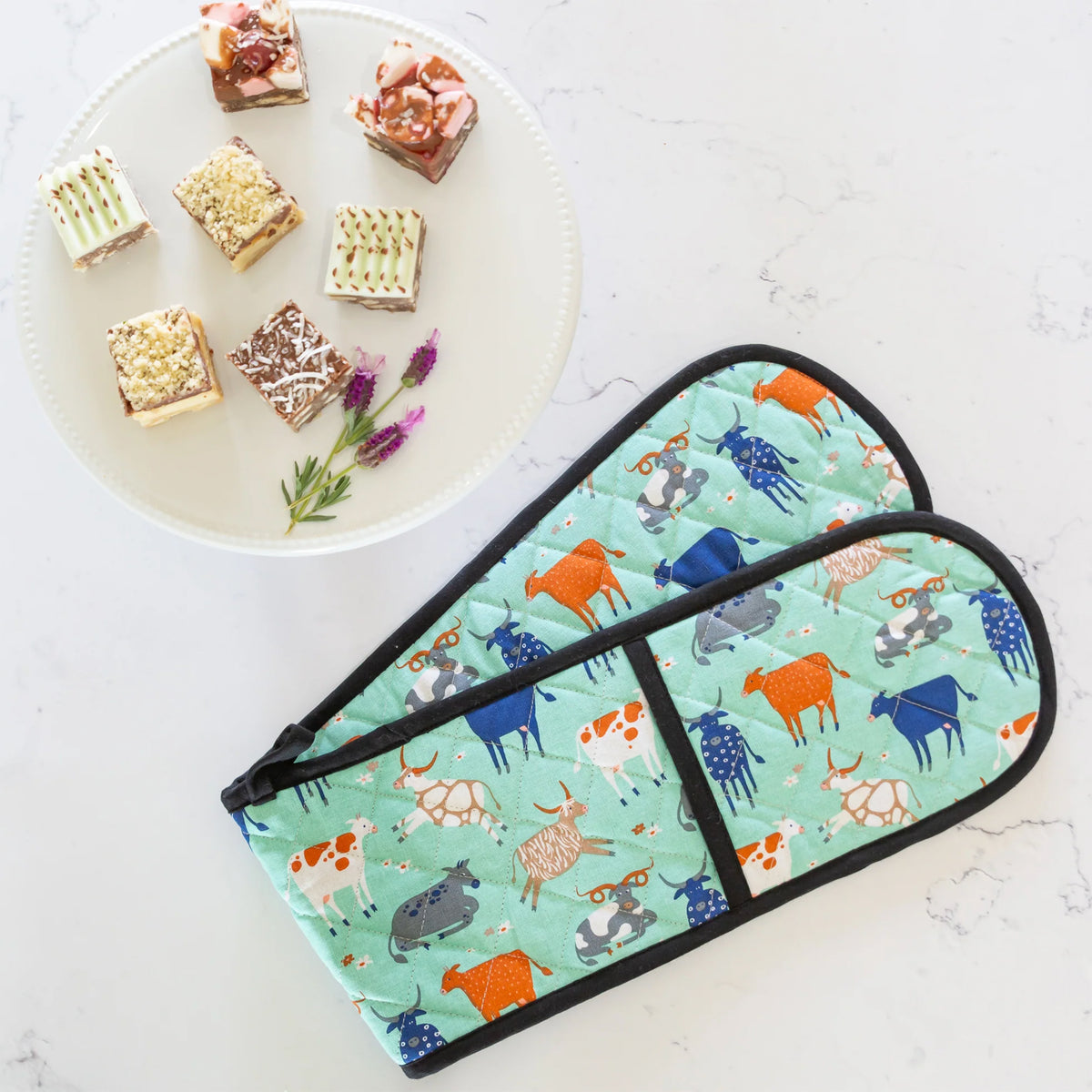 Double Oven Glove Green Cows