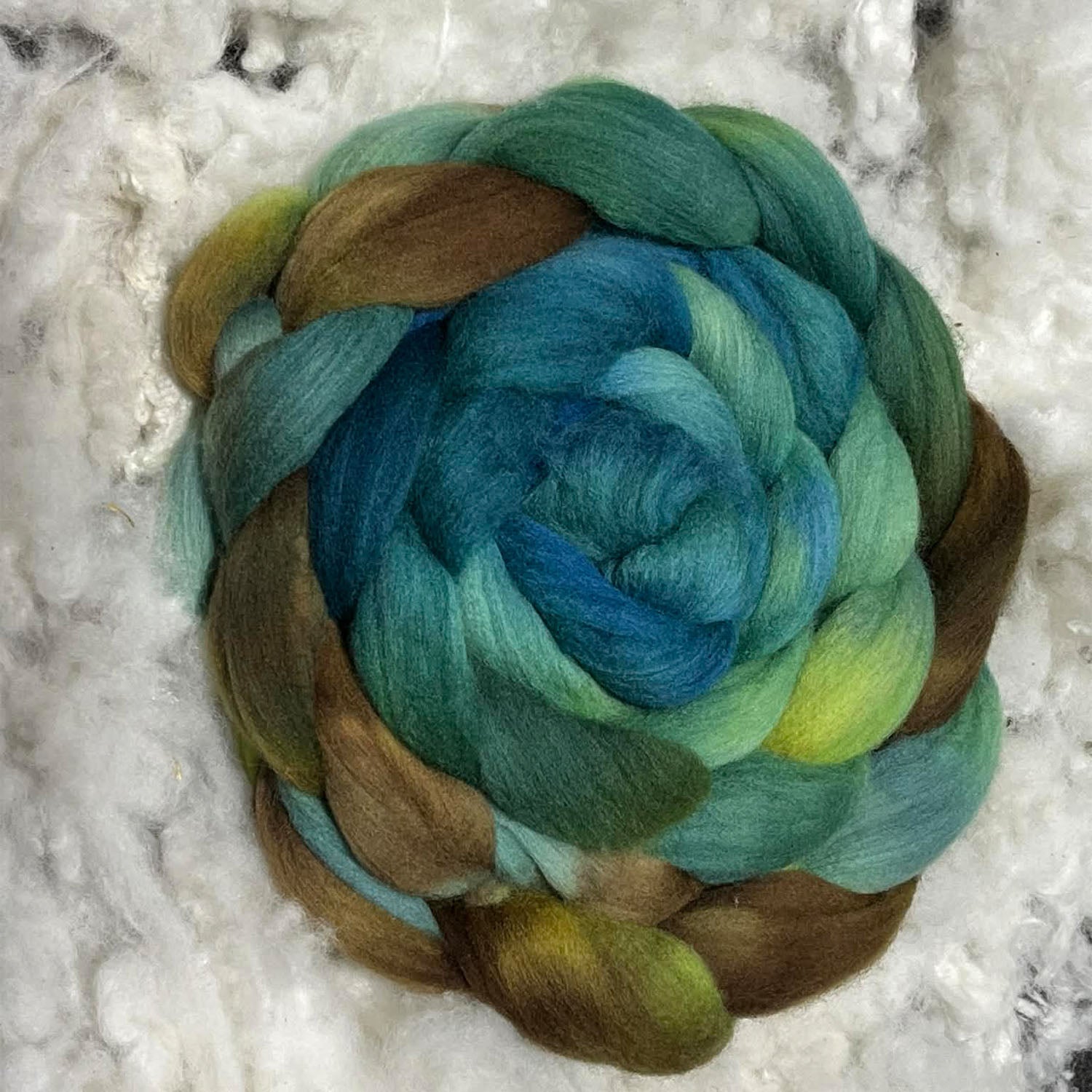 Hand Dyed Wool Top / Sliver / Roving 200grams forest