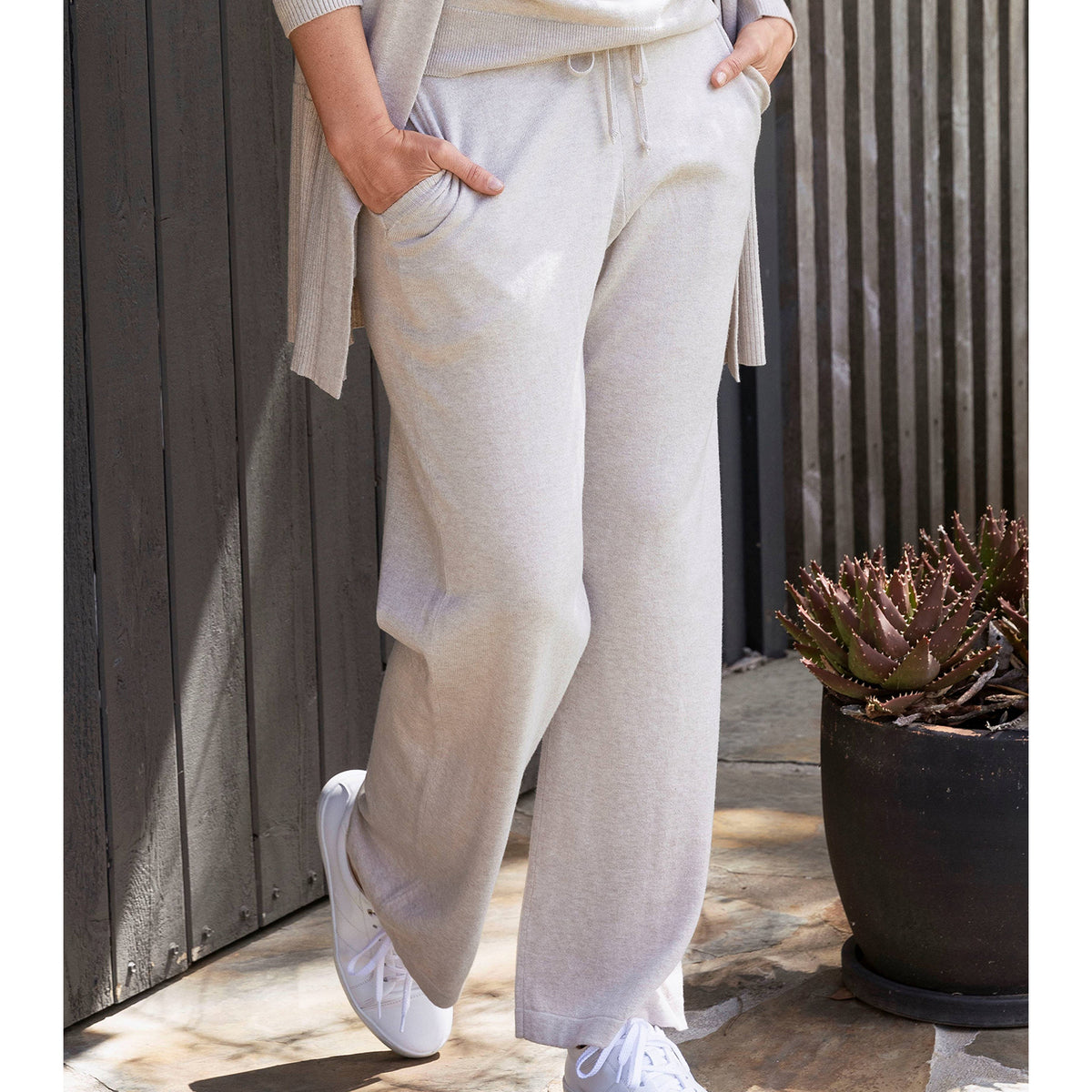 Jump Knit Pant