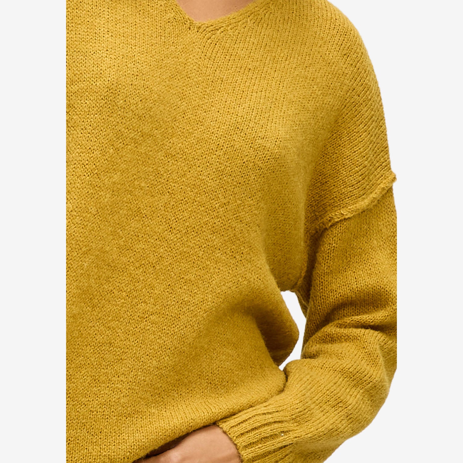 LD&Co. Fluffy V-Neck