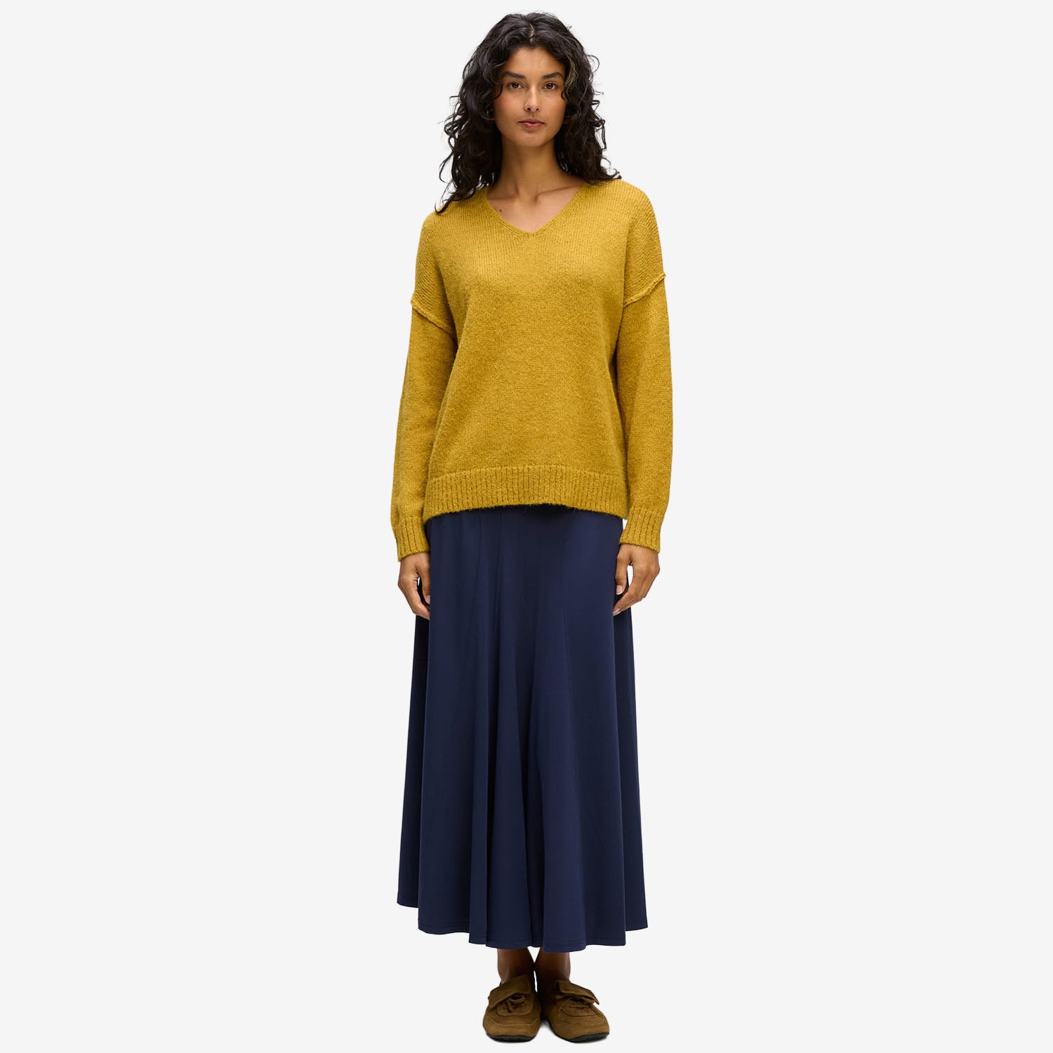 LD&Co. Fluffy V-Neck