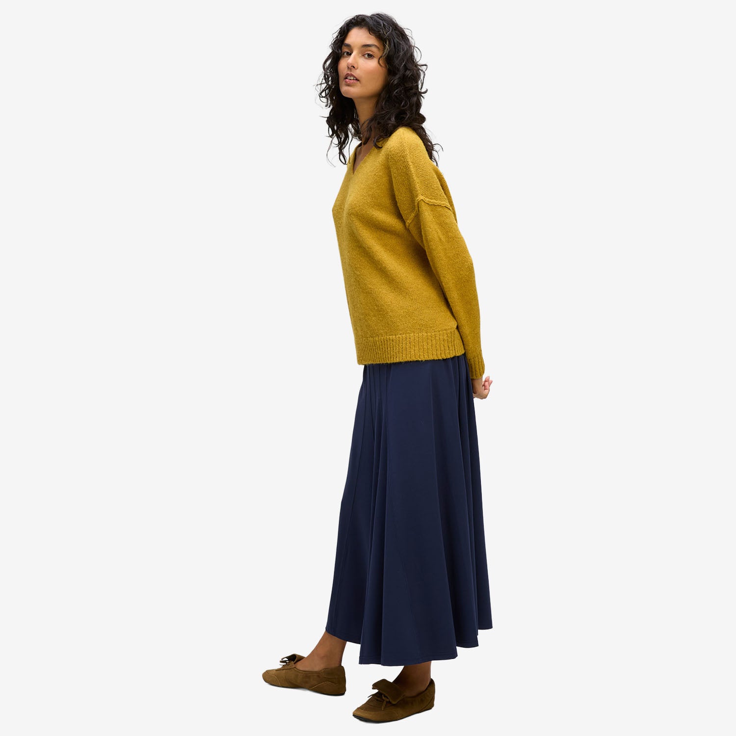 LD&Co. Fluffy V-Neck