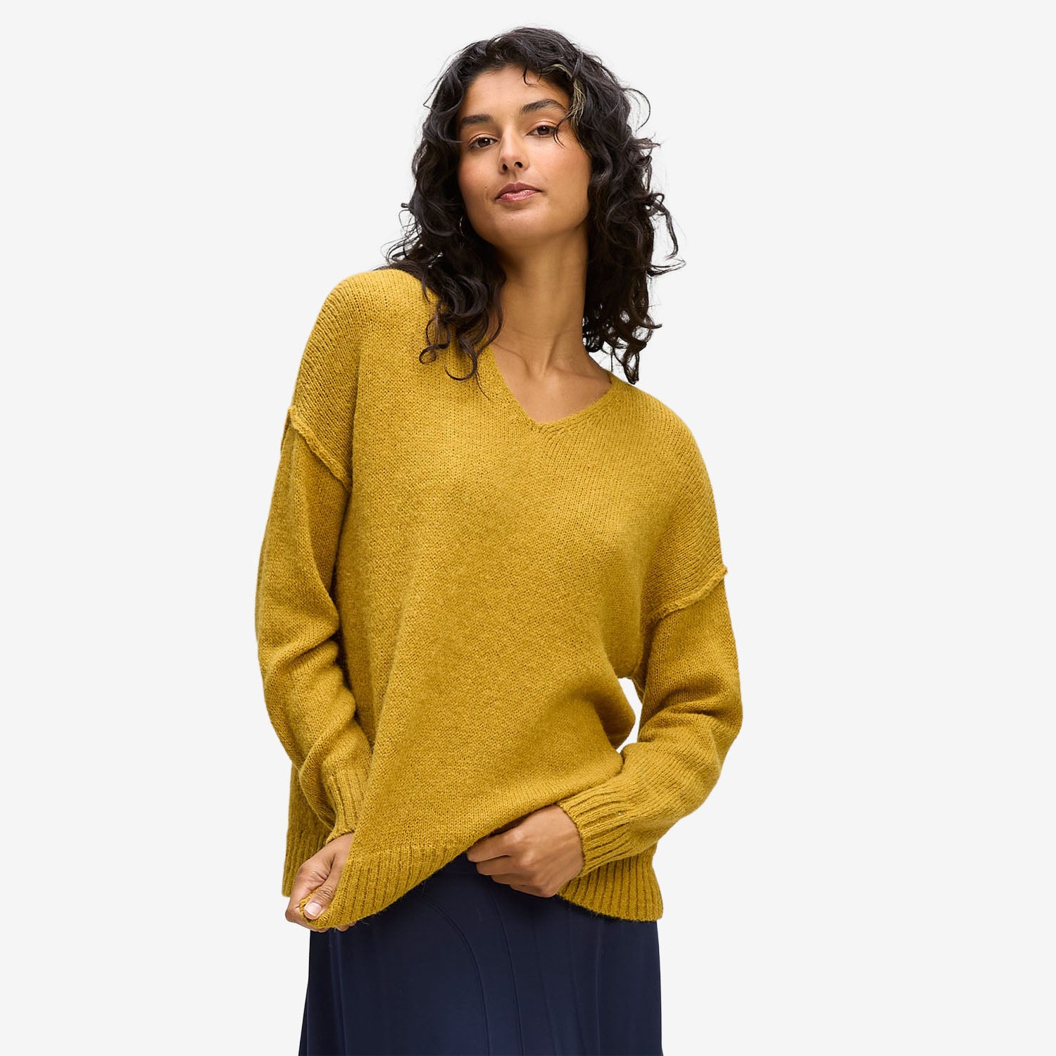 LD&Co. Fluffy V-Neck