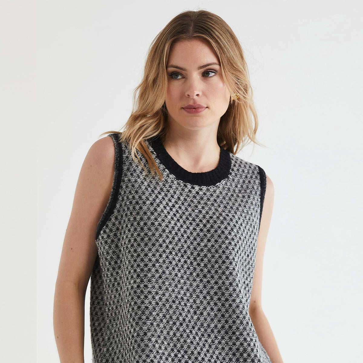 LD&Co. Lambswool Vest black