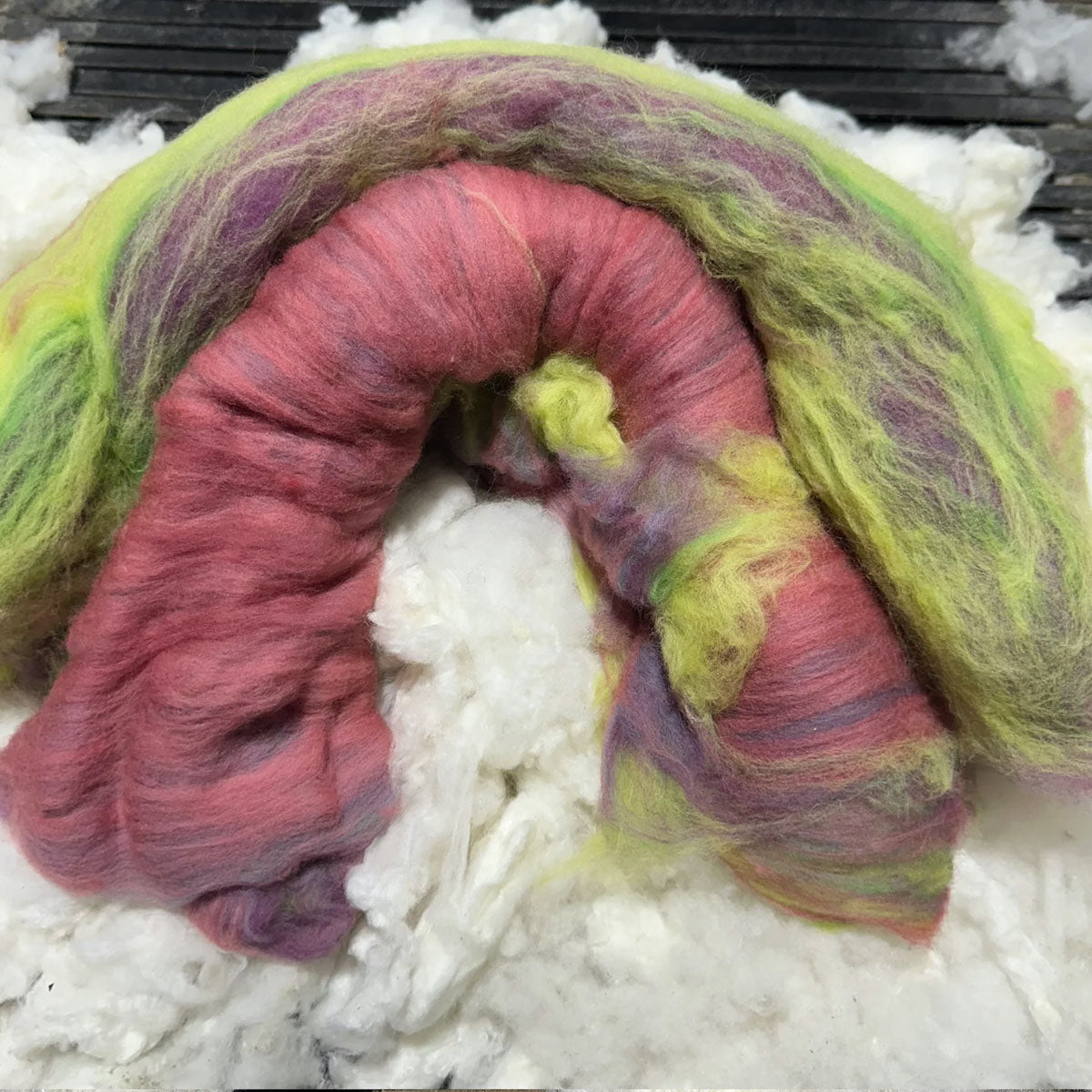 Nundle Hand Dyed Wool Batts 100g Citrus & Coral