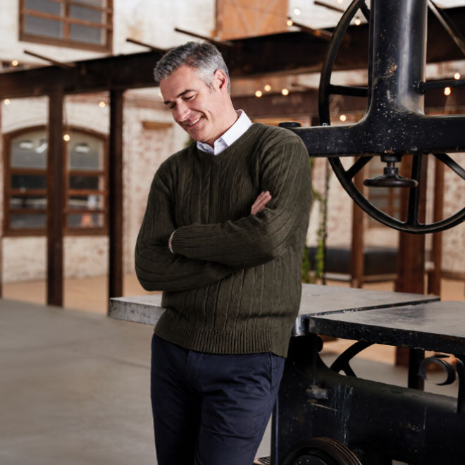Ansett Pure Wool Cable V-Neck oden