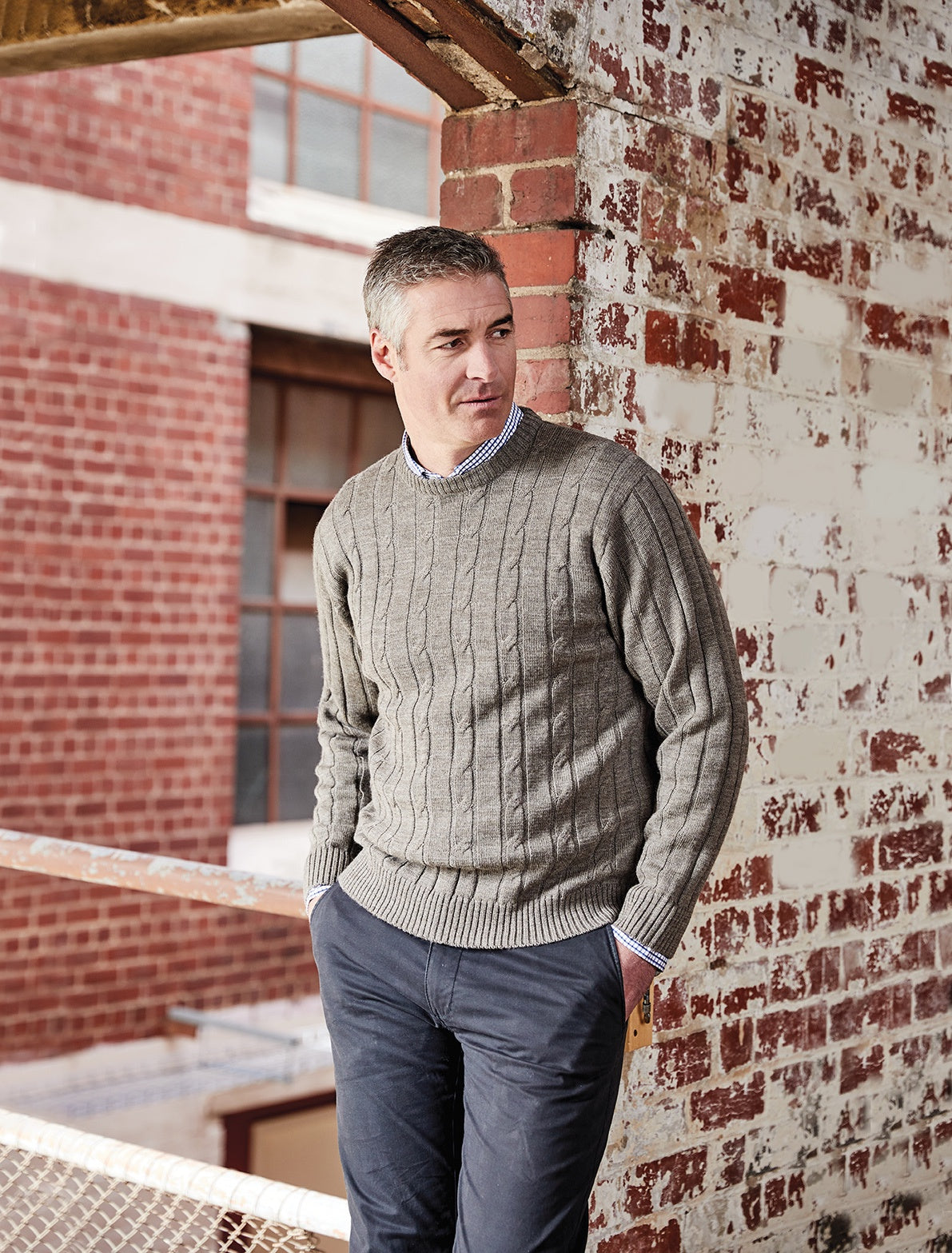 Ansett pure wool cable crew sable