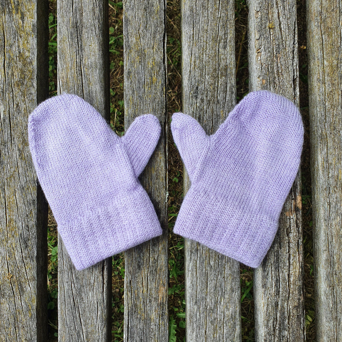 Knitted@Nundle Baby Mittens