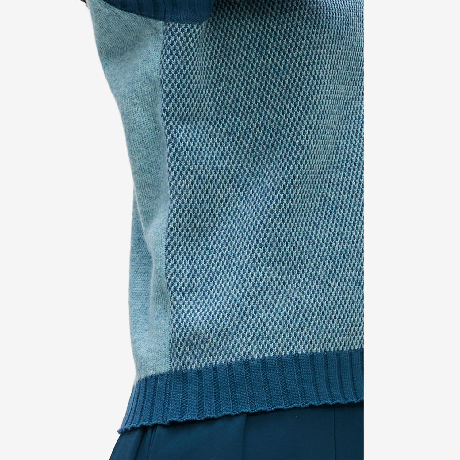 LD&Co. Pattern Vest seafoam