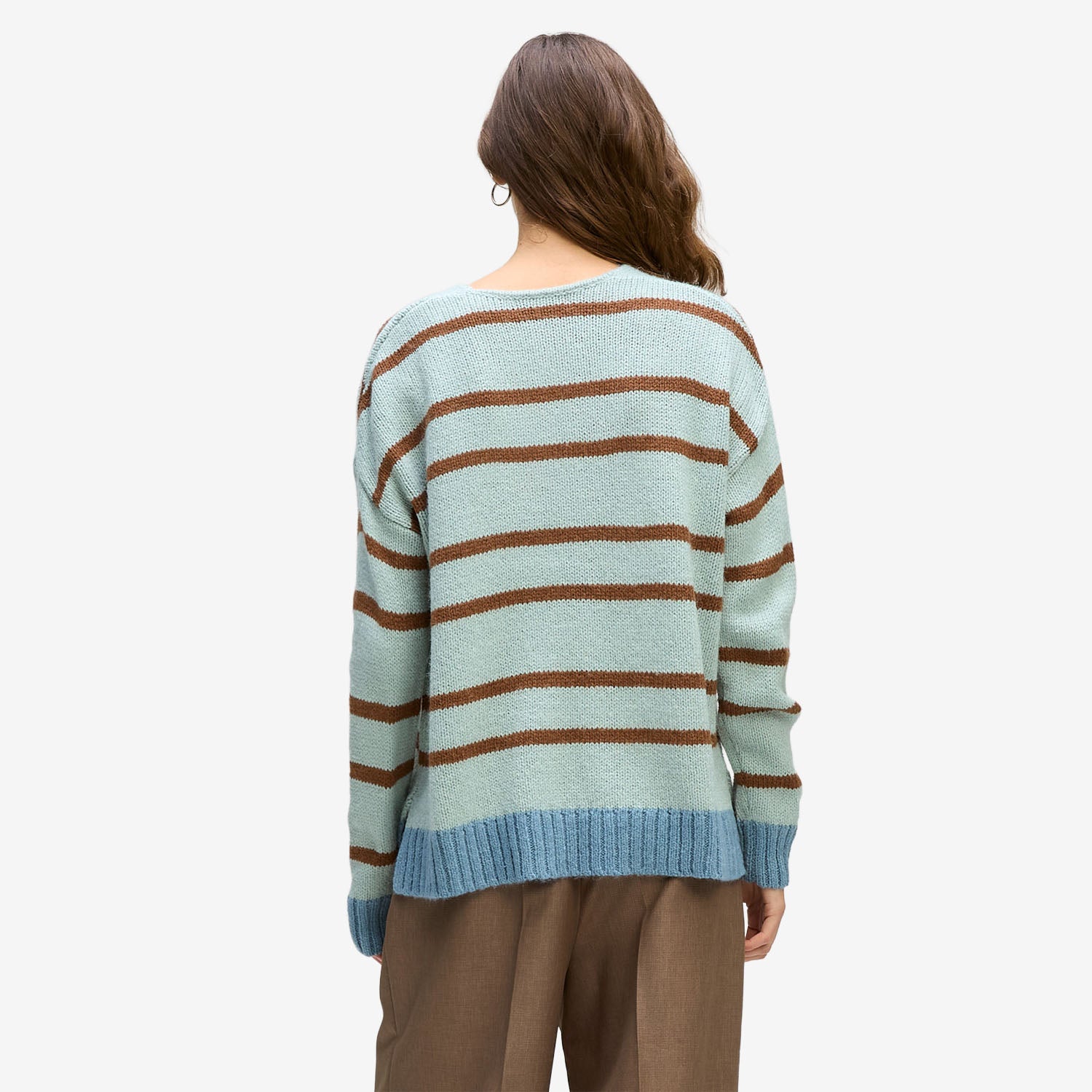 LD&Co. Cozy V-Neck steel
