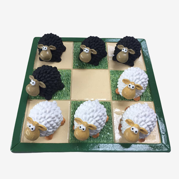 Noughts & Crosses Board sheep