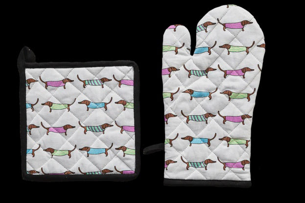 Oven Glove &amp; Pot Holder - Sausage Dogs