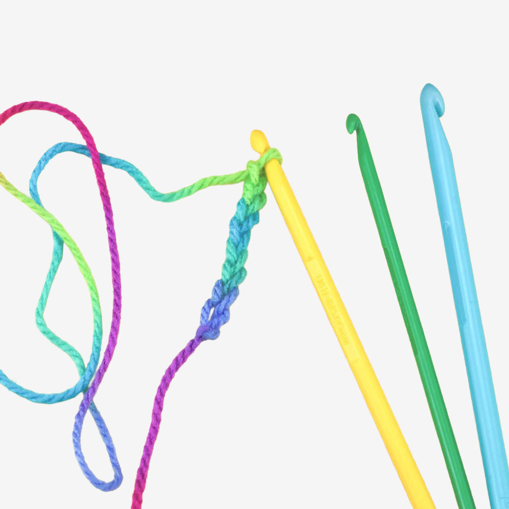 Pony Plastic Crochet Hook