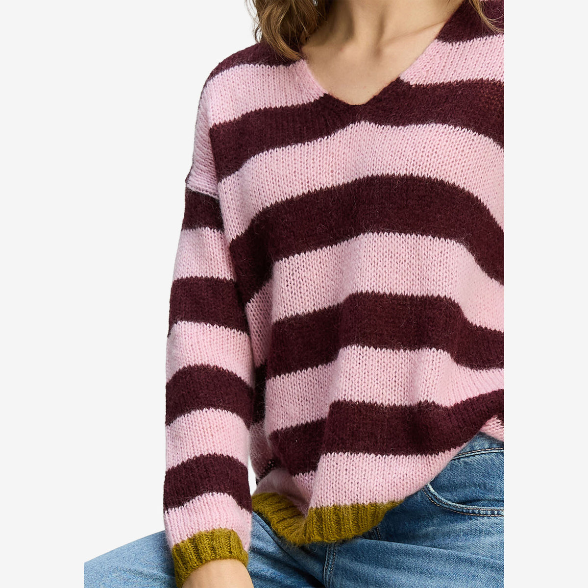 Z&P Cozy Stripe V-Neck