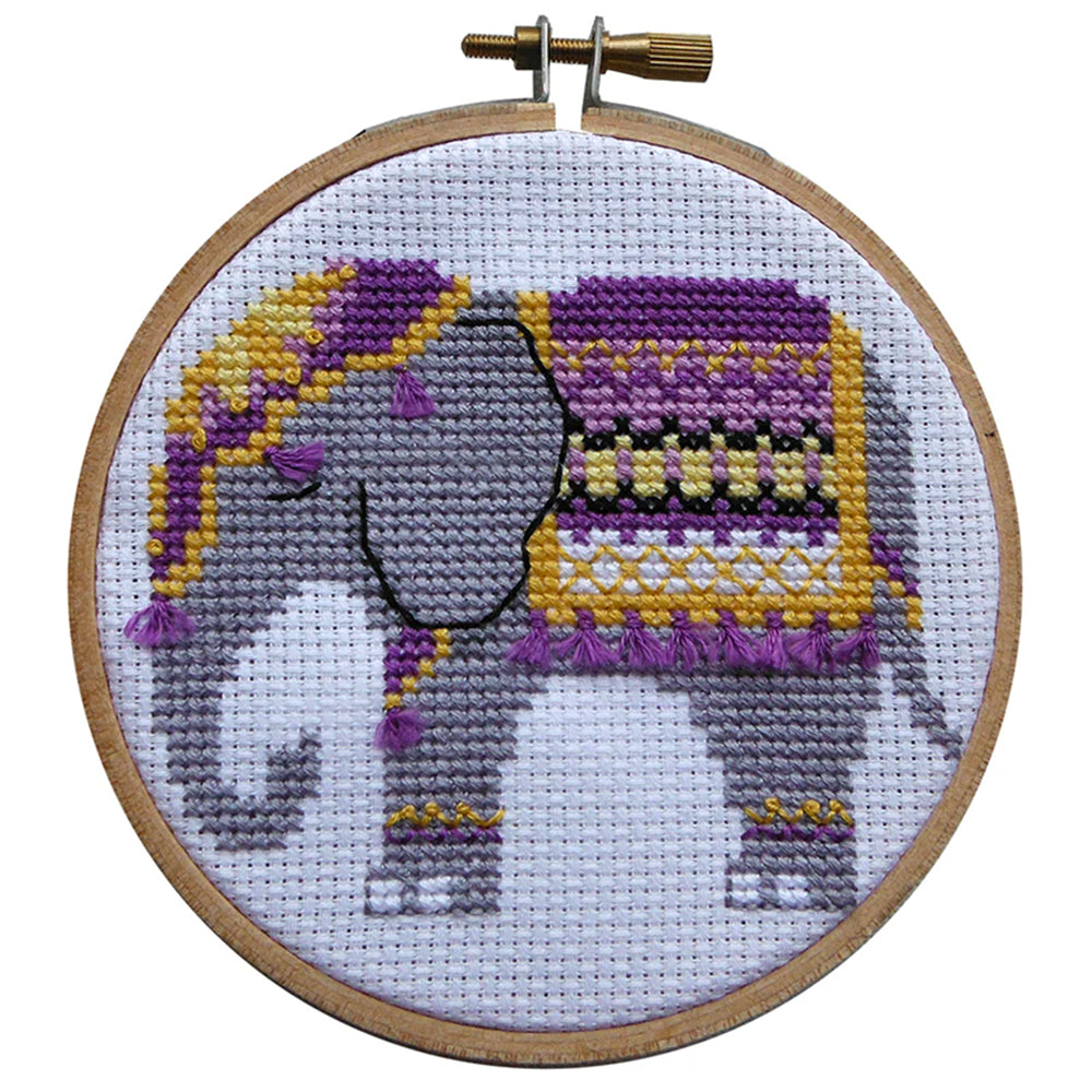 Make it mini cross stitch elephant