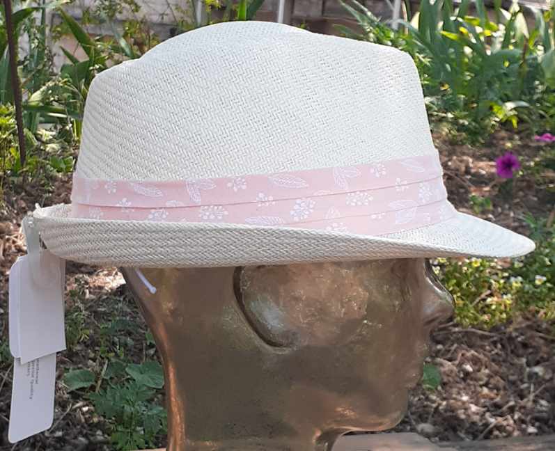 Avenel Toyo Trilby with Print Band