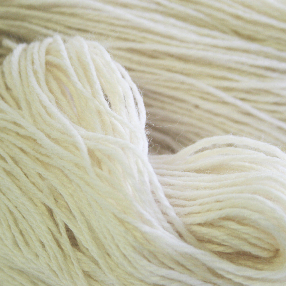 Nundle Undyed Machine Washable Merino Wool Yarn 8ply